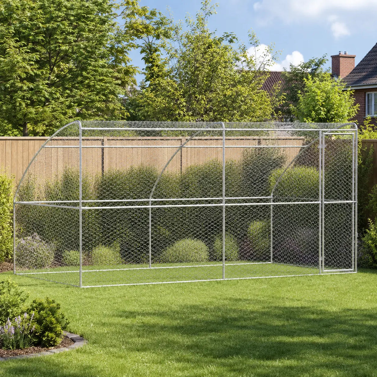 Outdoor dog kennel without roof, galvanised steel in garden