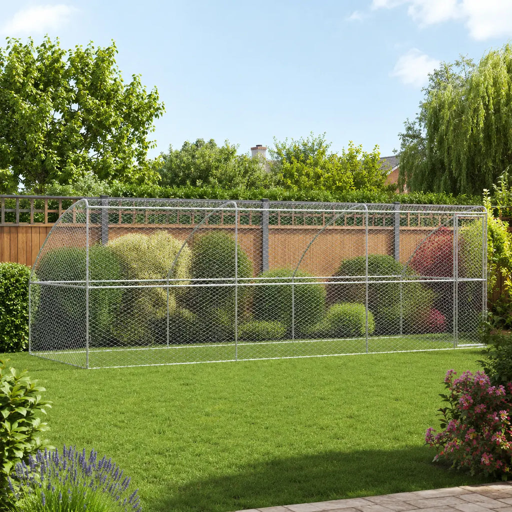 Outdoor dog kennel without roof, galvanised steel in garden