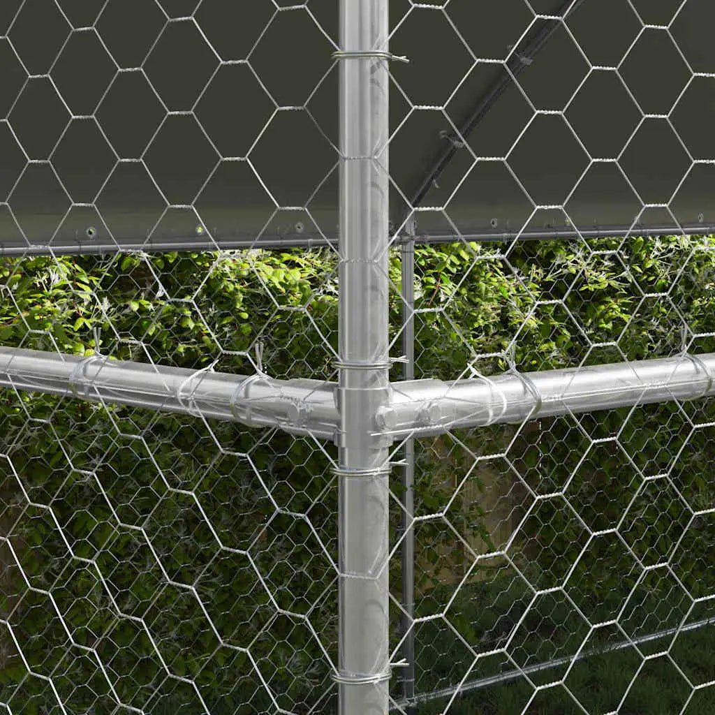 Heavy-duty hex wire mesh panel on outdoor dog run – galvanized steel weather-resistant fencing